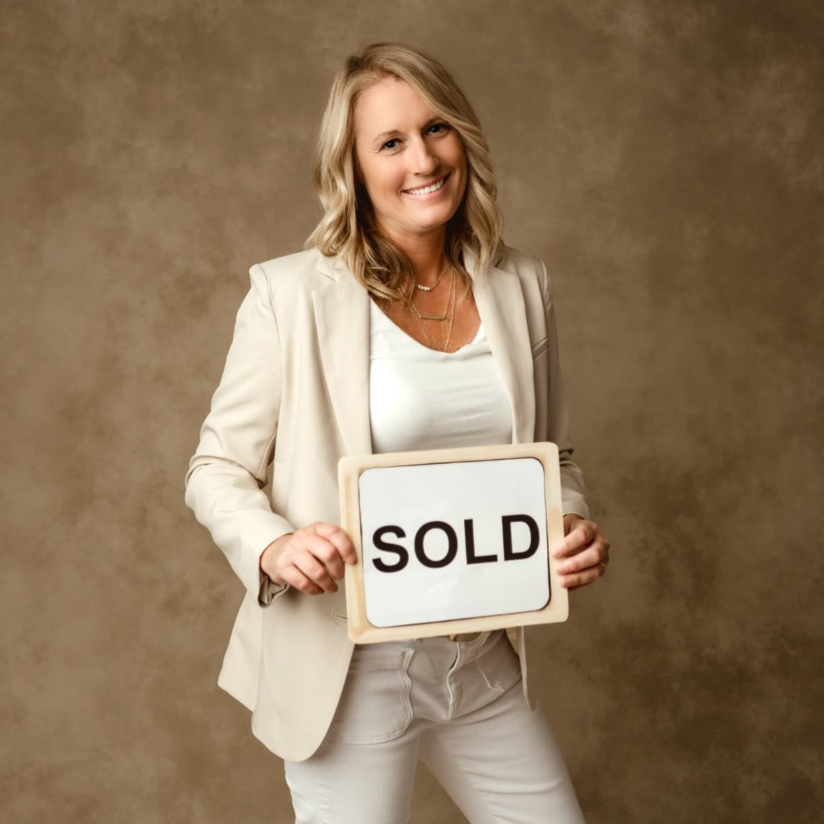 Lori Barry, REALTOR®